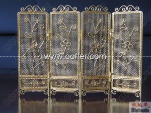 Iron Wire Craft Golden Screen