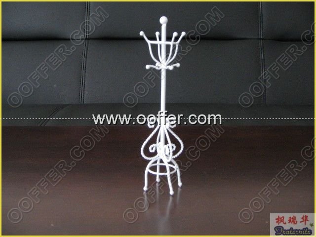 Iron Wire Craft White Clothtree