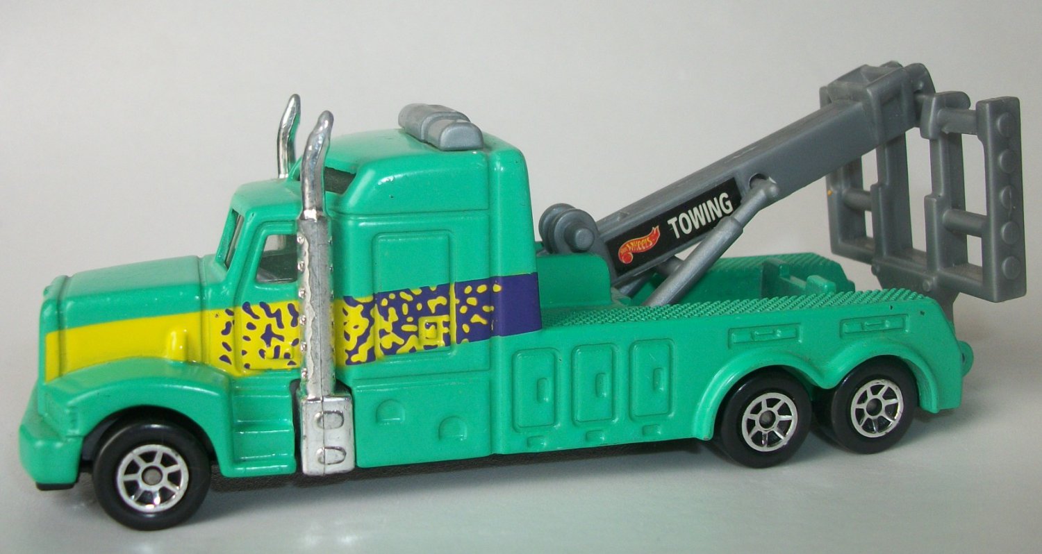 Hot Wheels Green Tow Truck Hauler Mattel Die Cast Toy Vintage 1998