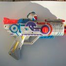 VINTAGE ROBOT MACHINE GUN W/ LIGHT UP SOUNDS W893 CHINA VINTAGE ROBOT MACHINE GUN W/ LIGHT UP SOUNDS W893 CHINA