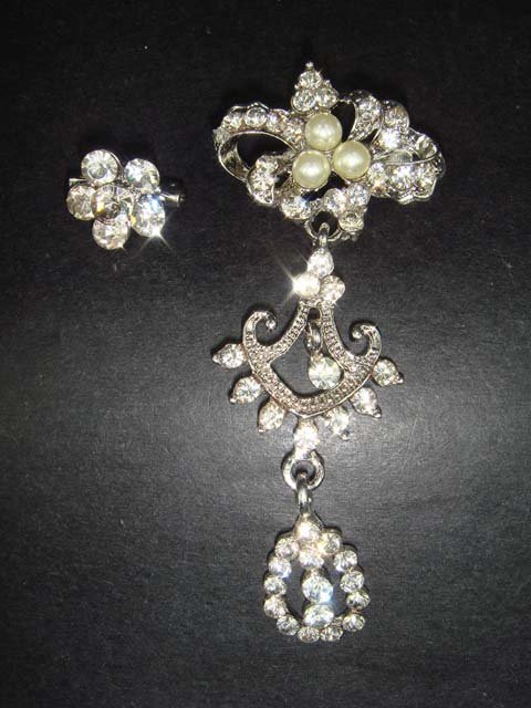 2 pcs Bridal Faux Pearl Rhinestone Brooch pin Pi153