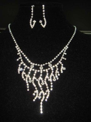 Bridal Rhinestone Crystal Earring necklace Set NR153