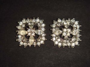 2 pc Bridal dress rhombus square Rhinestone button BN19