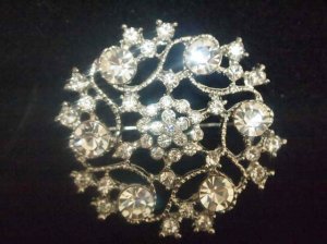 Bridal Cake vintage style  Rhinestone Brooch pin PI438