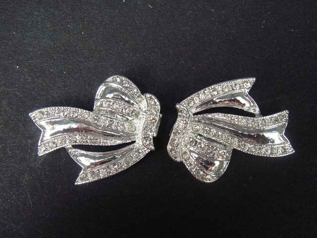 Bow dress craft sew Rhinestone clasp hook button BU22
