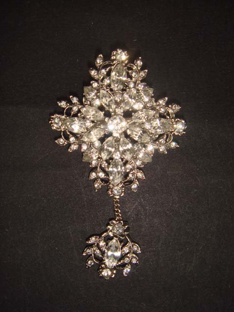 Bridal dress prom Cross Vintage style dangle crystal Rhinestone Brooch pin PI509