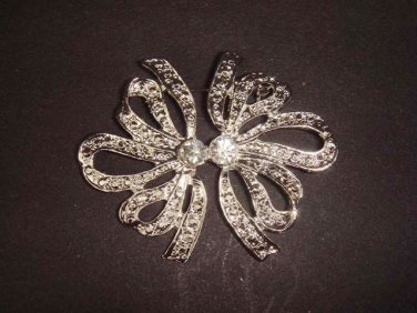 2 pcs Bridal dress cake topper Rhinestone Brooch pin Pi418