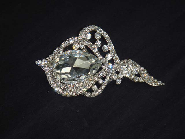 Bridal cake topper scarf decoration Corsage Czech Rhinestone Brooch pin PI524