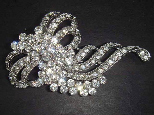 Bridal silver tone clear crystal Corsage Czech Rhinestone Brooch pin PI79