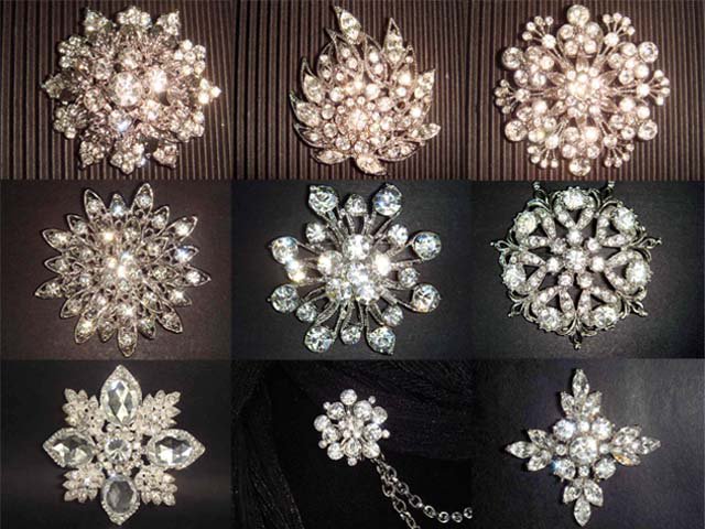2 pcs Bridal Chinese gold tone flower Hair comb Phoenix Crown RB689