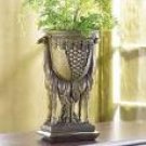 Giraffe Garden Planter