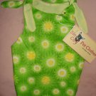 Medium REVERSABLE pet dress in green and white daisy print - dd04
