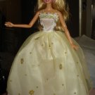 Silkstone Barbie lite yellow formal with gold flowers - ed36