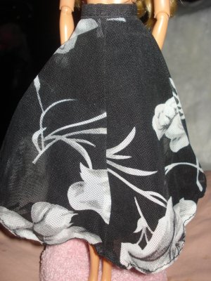 Black & white full skirt for Barbie Dolls - ed112