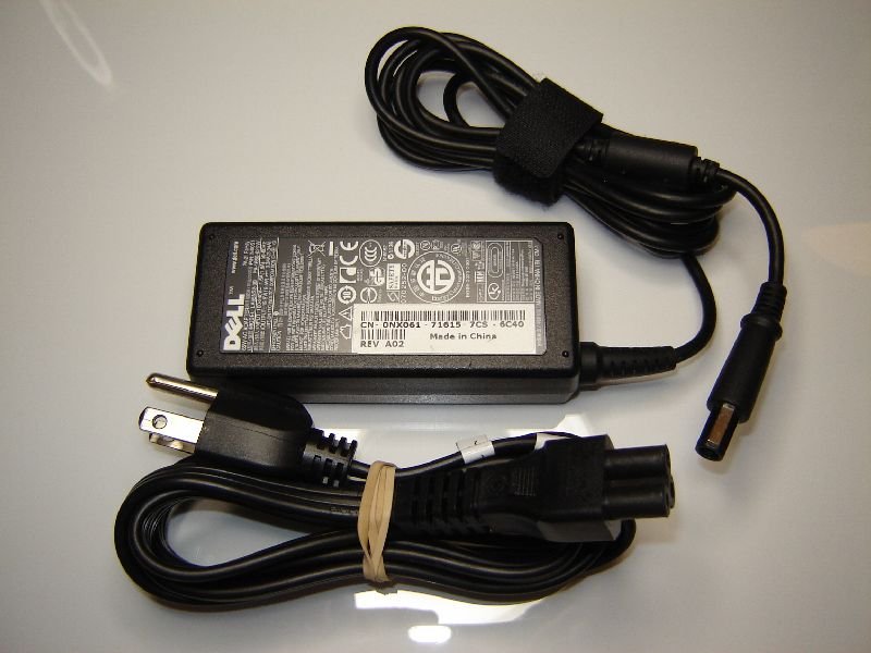 Original OEM Dell LA65NS2-00 NX061 19.5V 65W Notebook Ac Adapter
