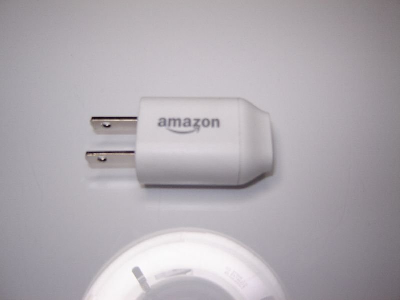 Genuine Amazon A00810-01 Kindle Touch USB Plug Outlet Charger White