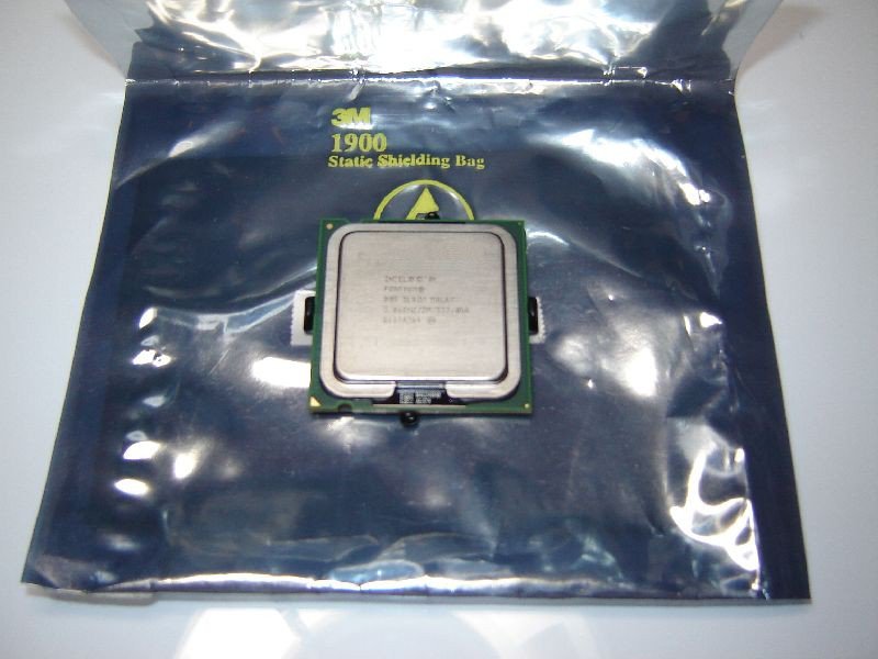 Intel Pentium D 925 3.0GHz 4MB L2 Cache Dual-Core Socket PLGA775 Processor CPU SL9KA