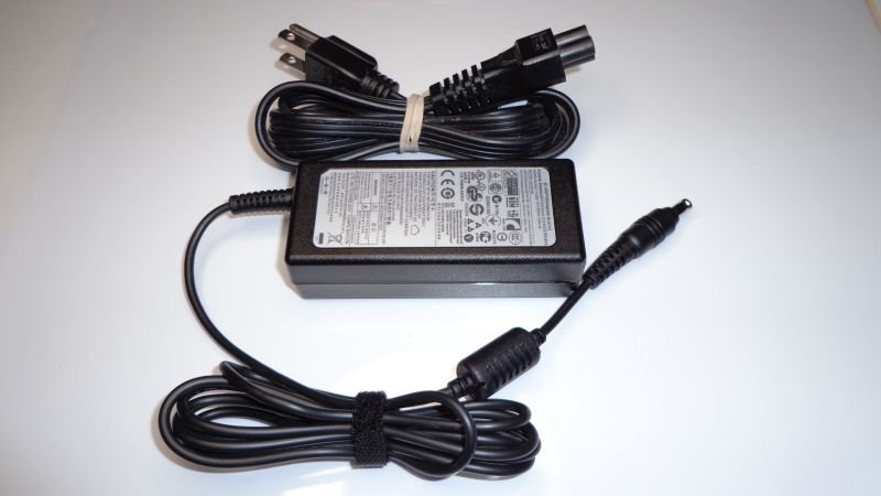 Original OEM Samsung BA44-00242A PA-1600-66 19V 3.16A Notebook Ac Adapter