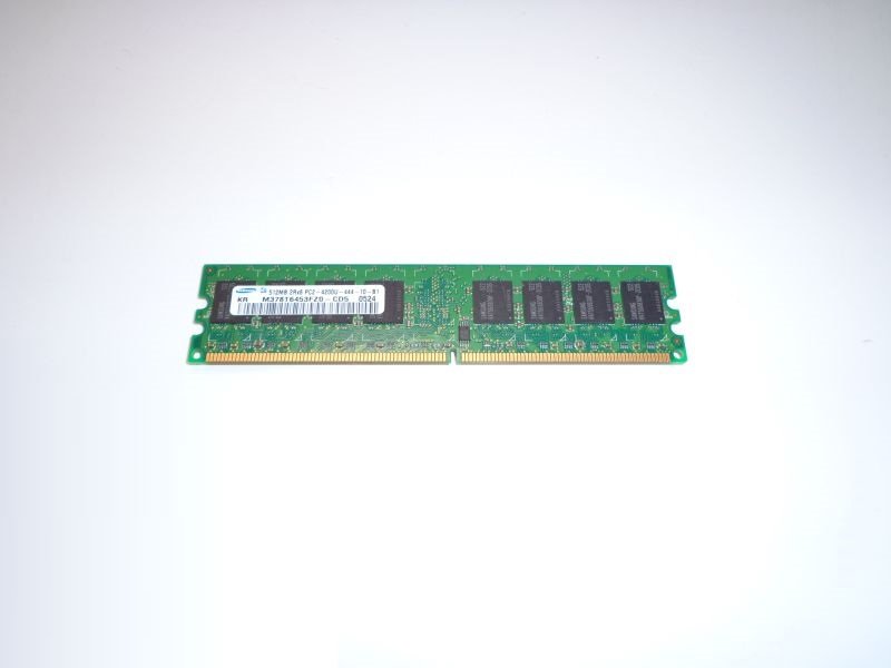 Samsung 512MB DDR2 533MHHz PC2-4200 240-Pin M378T6453FZO-CD5 Ram Memory
