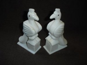 Article Piece  P050-MARBLE PEACOCK-A PAIR (7X4)
