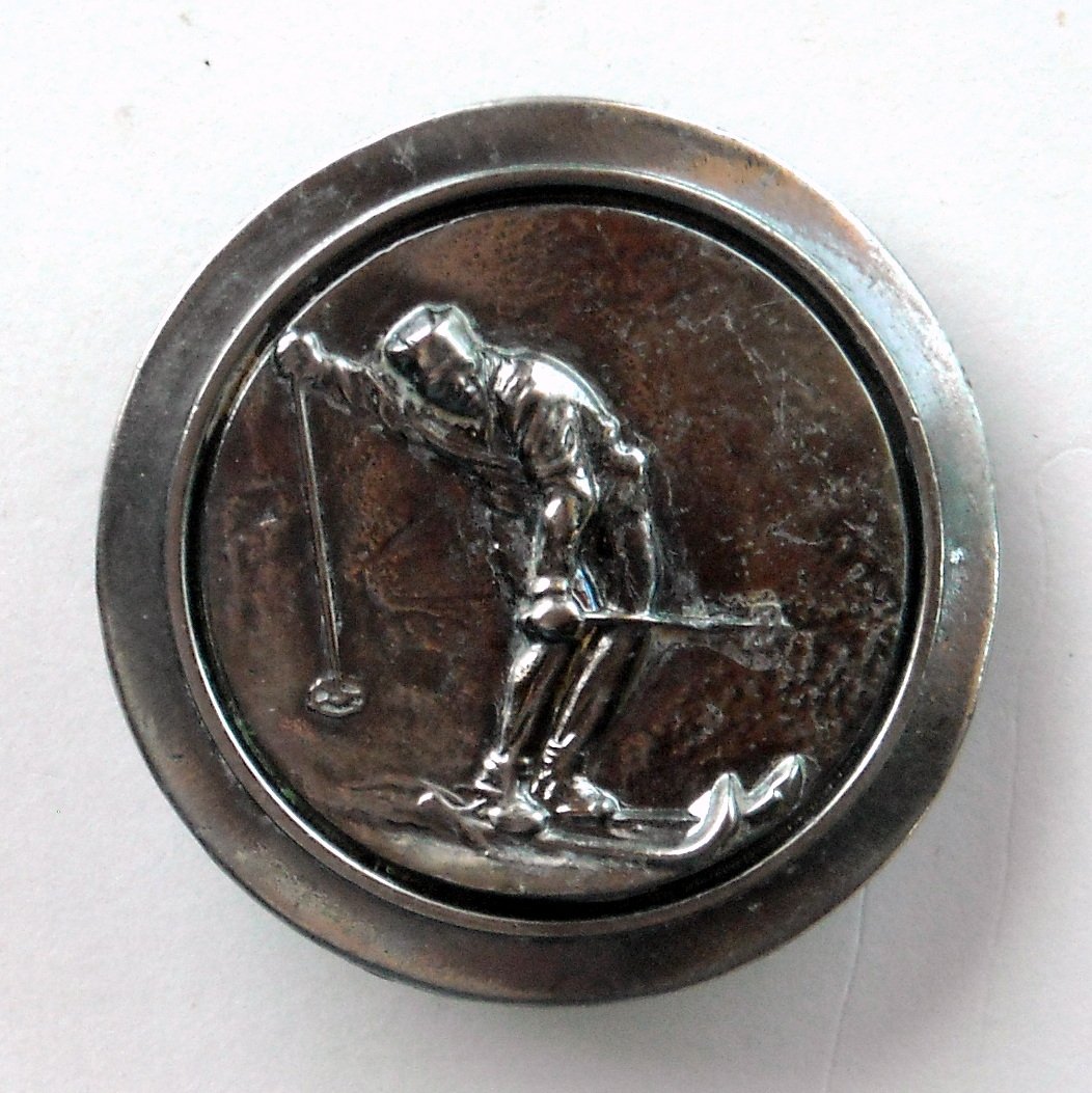 Skiing Silver color Made In USA Vintage round belt buckle