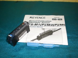 Keyence FS-MO Sensor