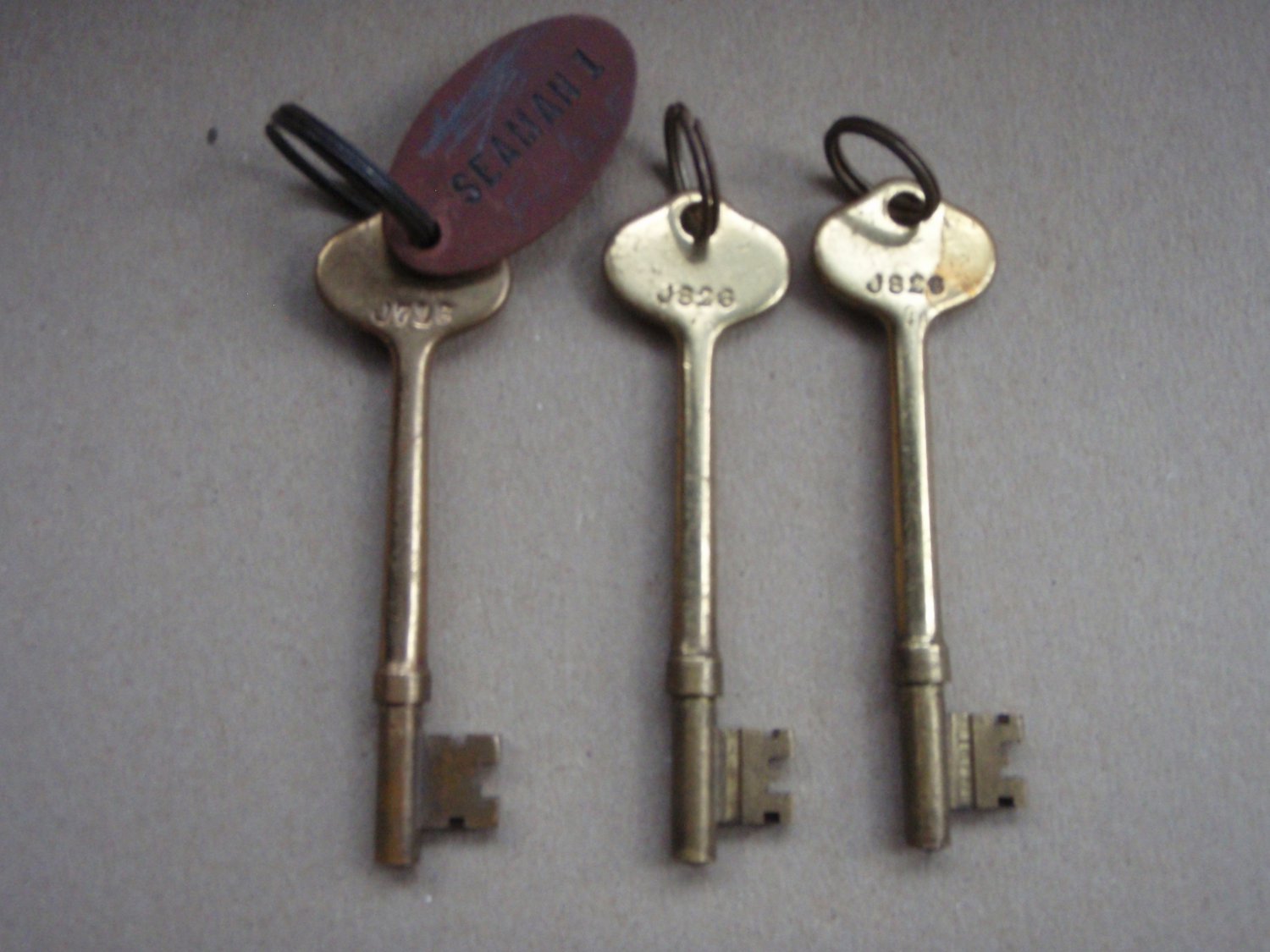 VINTAGE SHIP's CABIN BRASS KEYS
