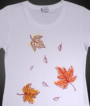 Maple Leaf T Shirt Design for Women - Original Package   (Women's XL)