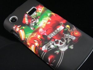 Hard Plastic Rubber Feel Design Case for Samsung Captivate i897 - Heart and Skull