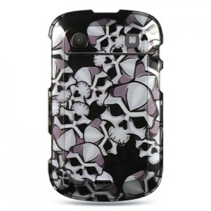 Hard Plastic Design Case for Blackberry Bold 9900/9930 - Black Skulls