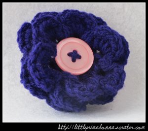Crocheted flower clip - dark purple