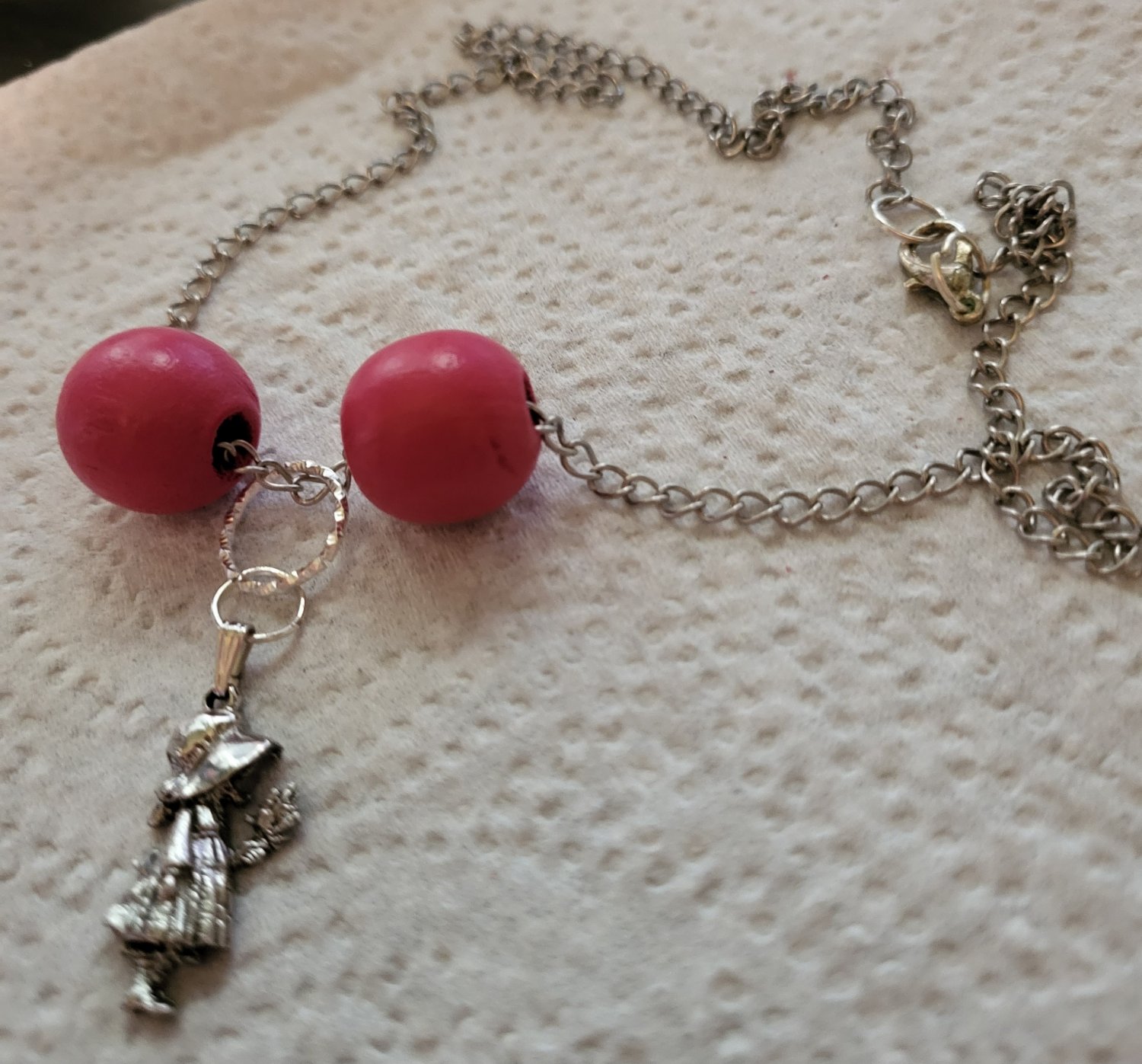 Holly Hobby necklace pink