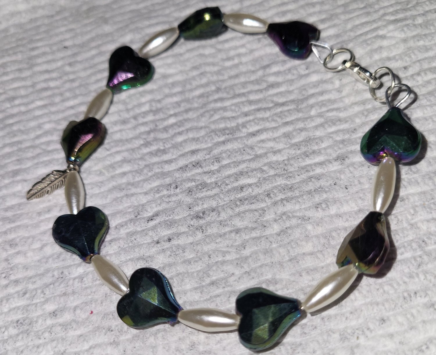 BLACK HEART BRACELET