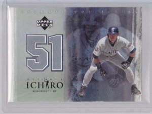 ICHIRO JERSEY CARD 2001 ULTIMATE COLLECTION MARINERS