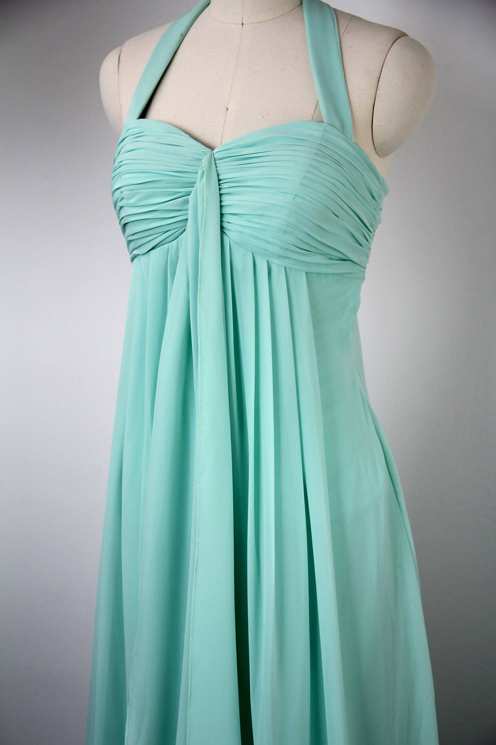 Halter Green Sweetheart Full Length Bridesmaid Dress Prom Party Gown