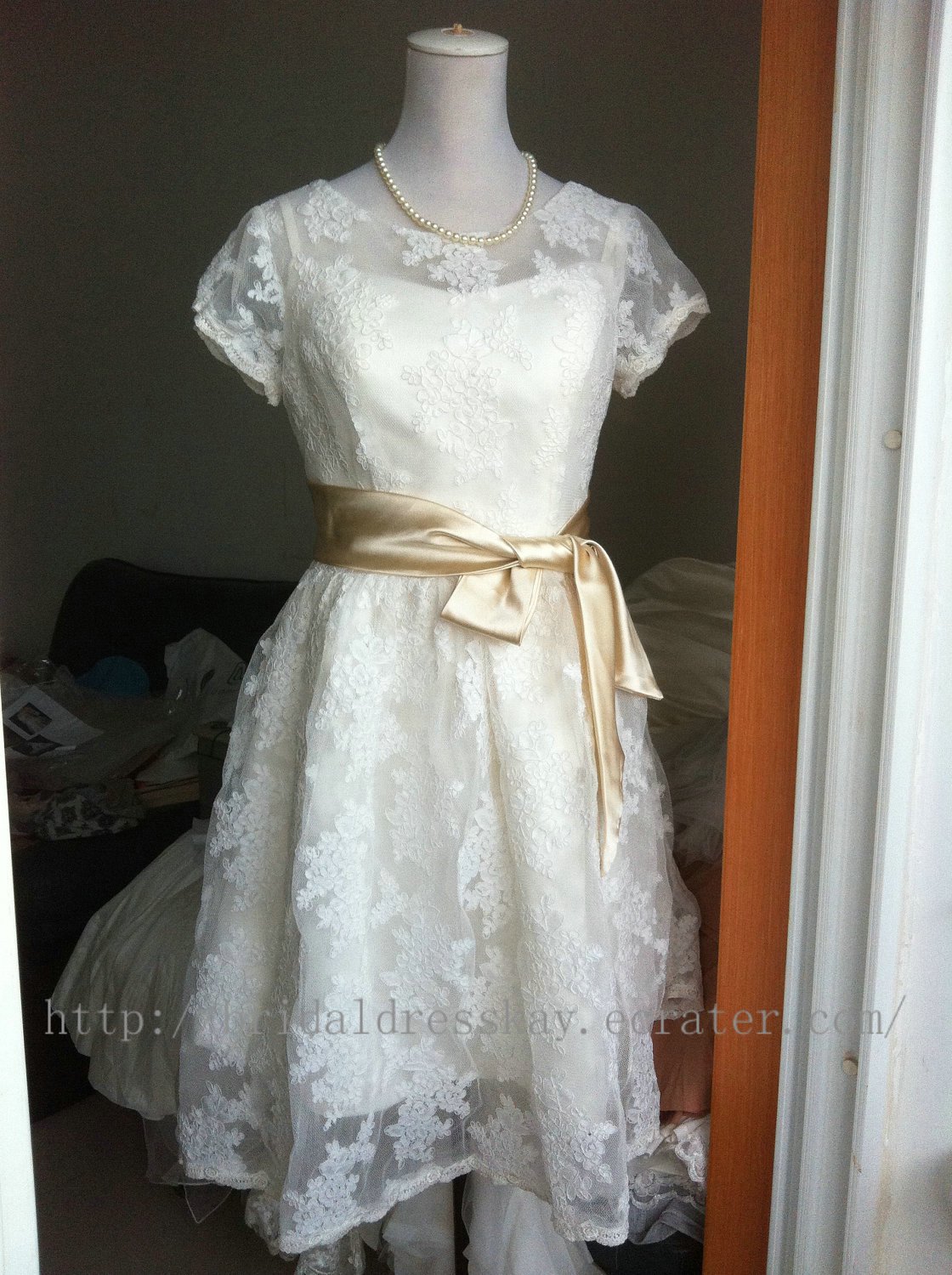 Vintage Lace Wedding Dress Cap Sleeves Knee Length Plus Size Bridal Gown