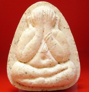 Pra-Pidta Amulet Lp.Lew Wat-Rai Tang Thong BE 2535