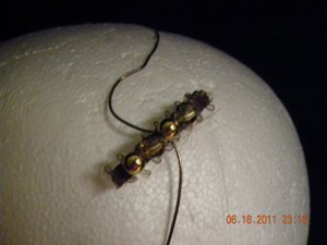 Brown bead clip