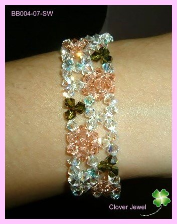 Elegant Rose Bracelet