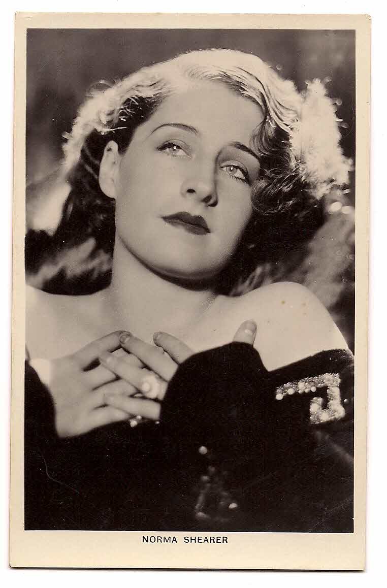 NORMA SHEARER PICTURE POSTCARD BRITISH MFD No.206d "Picturegoer" Series, 85, Long Acre,London