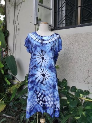 Monotone blue tie dye short dress