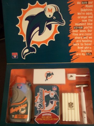 NFL MIAMI DOLPHINS TEAM BODYCARE GIFT PACK