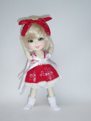 Lati yellow outfit in set red to perforate and white boommer short