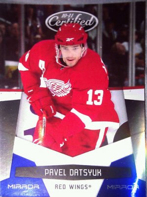 2010-11 Certified Mirror Blue #51 Pavel Datsyuk