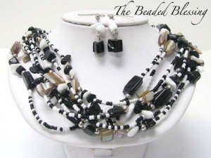 CHUNKY BLACK AND WHITE SHELL MULTI LAYER NECKLACE AND EARRING SET