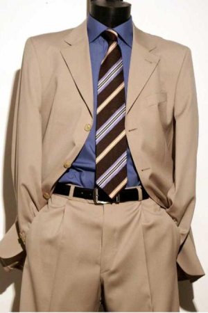 Light Beige premeier quality italian fabric Super 150 Wool Mens Dress Suit