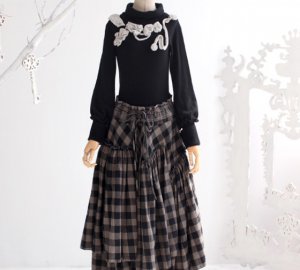 Layered plaid maxi skirt in grey