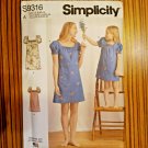 SIMPLICITY S9316 Sewing Pattern 3-8 6-16 Mother/Daughter Dresses Mom Matching