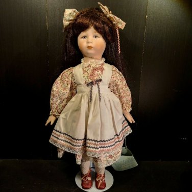 Vintage Porcelain DYNASTY DOLL Collection Felicia with Tag Metal Stand 18" Inch