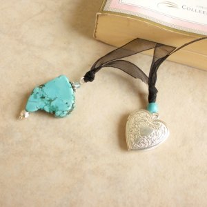 Free-Form Turquoise and Locket Gemstone Beaded Bookmark Jewel Book Thong